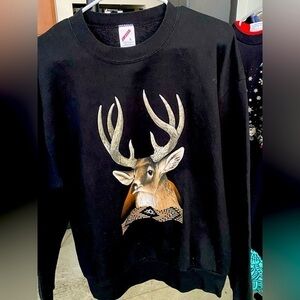 Mens black sweatshirt sz: L reindeer Jerzees like new